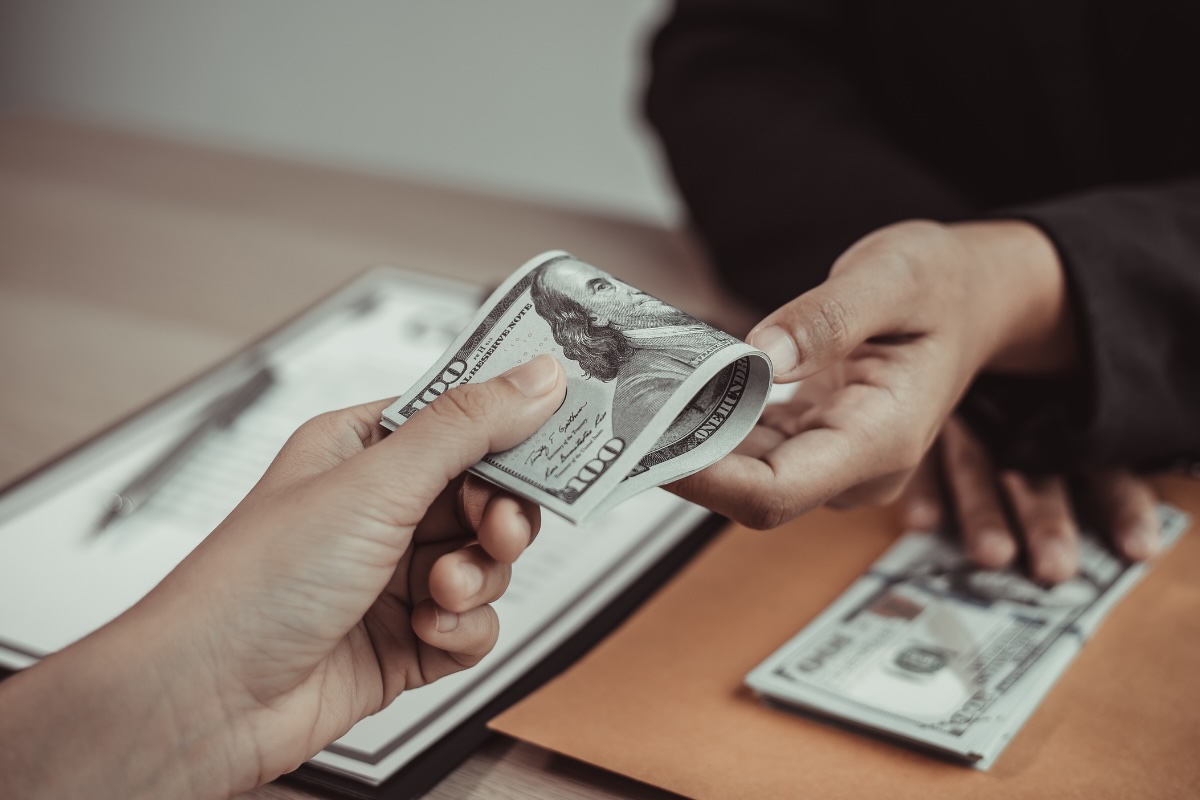 7 Ways to Improve Business Cash Flow During Times of Economic Uncertainty